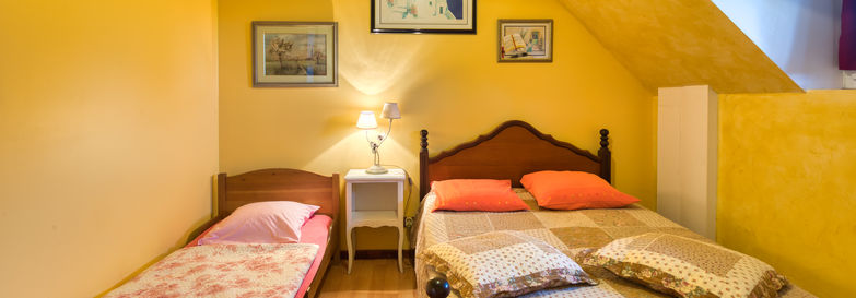 "LA SUITE  DES HAUTES FALAISES"  2 CHAMBRES POUR 5...